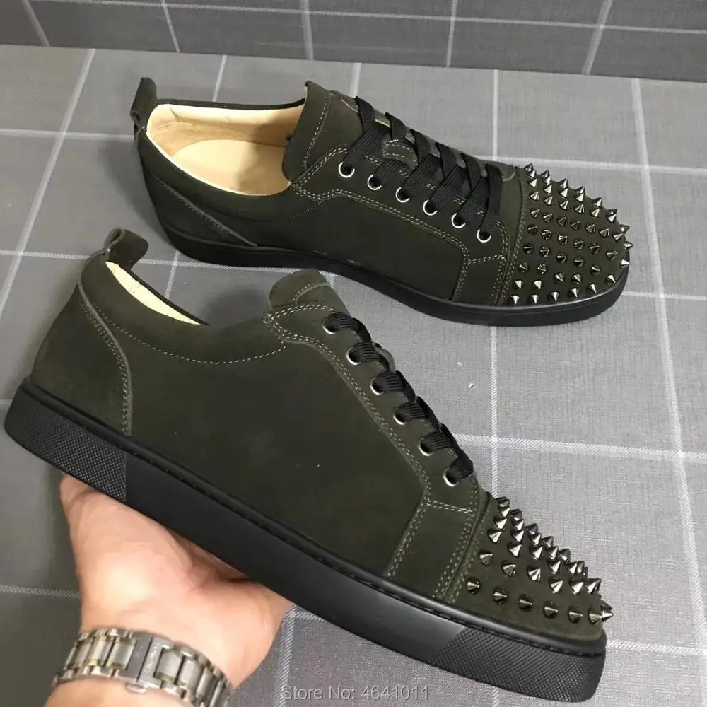 Cl andgz/серые, коричневые замшевые мужские спортивные туфли с красной подошвой, с заклепками, повседневные парные модели, лоферы на плоской подошве