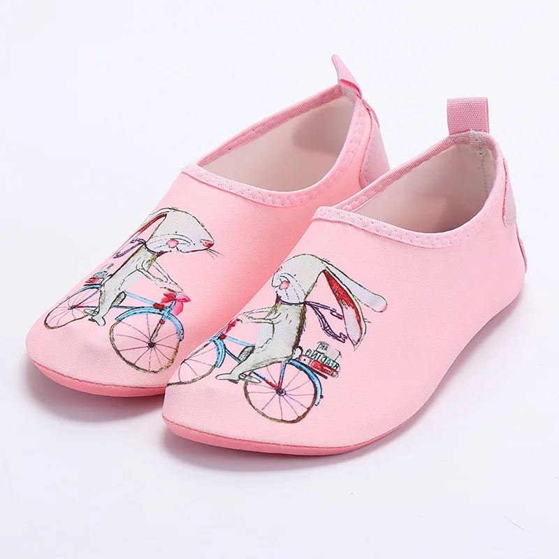 Color A Быстросохнущая мягкая детская обувь; домашняя обувь для маленьких мальчиков и девочек с героями мультфильмов; детская пляжная обувь; носки для плавания - Цвет: Color A