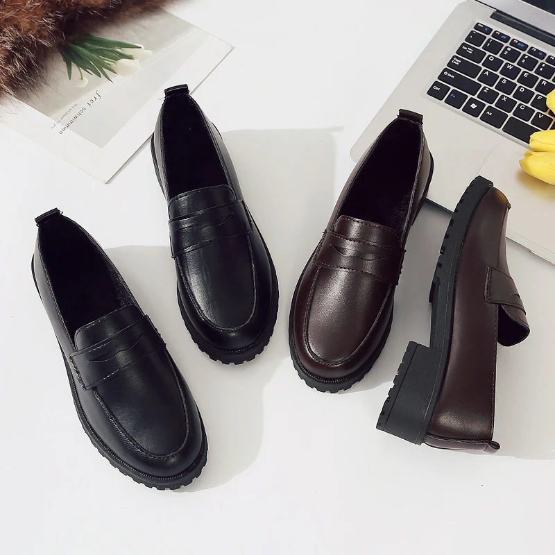 

2020 New Fashion Oxfords Brogue Casual Shoes Leather Students' Flats Slip On Platform Shoes Woman Square Heels Women Loafers