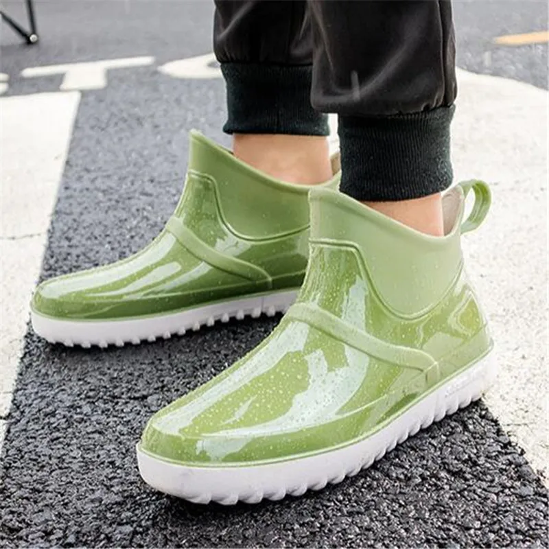 Мужские резиновые непромокаемые ботинки нескользящая и износостойкая обувь для