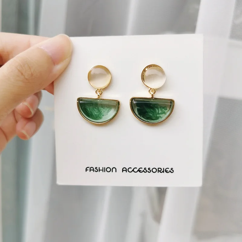 Korean green stone female Clip on earrings Women geometric semi-circular resin earrings Simple small fresh ear clips Earrings