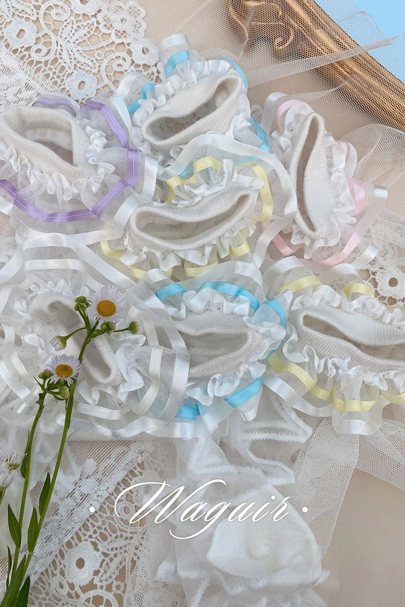 

Costumes & Accessories