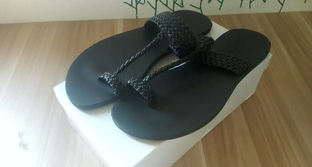 Новые стильные мужские шлепанцы из натуральной кожи модные популярные летние