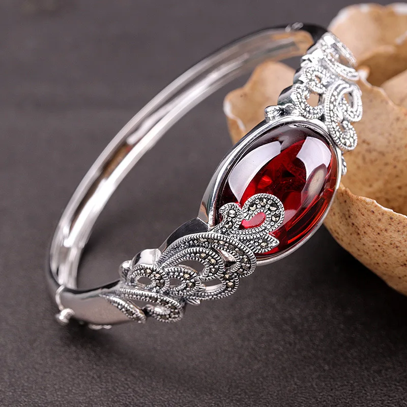 Light luxury high-end S925 sterling silver topaz prawn garnet red bracelet trap bracelet female retro ethnic style gift