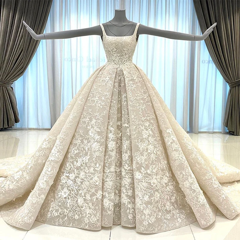 

High Design Lace Elegant Wedding Dress Sleeveless Backless Draped Long Gowns Champagne Bridal Gown