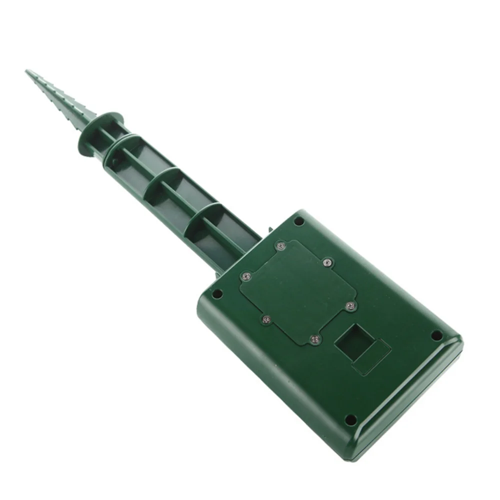 

2pcs Garden Ultrasonic Animal Deterrent Infrared Sensor Motion Sensor Dog Cat Raccoon Rabbit Animal Dispeller without Battery