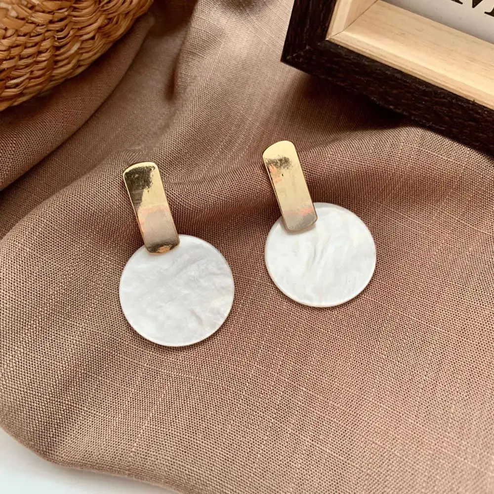 Мода для темпераментных геометрические серьги металлический чувство передовые