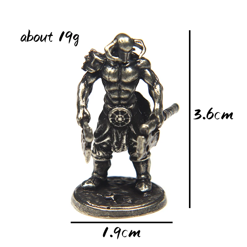 

Миниатюра солдата из меди