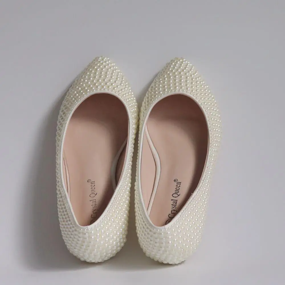 Женские свадебные туфли на плоской подошве со стразами и жемчугом Цвет бежевый