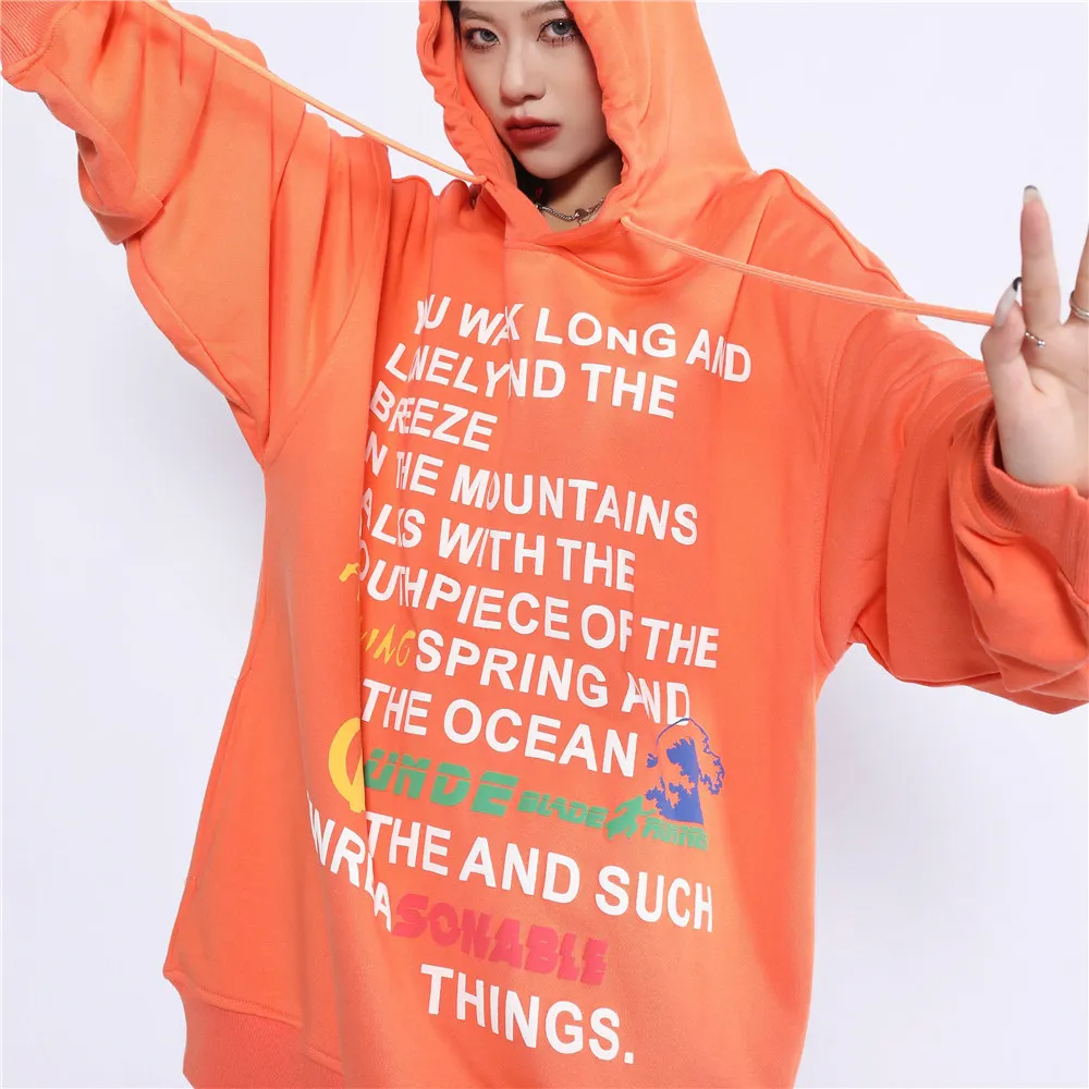 

Hoodies & Sweatshirts