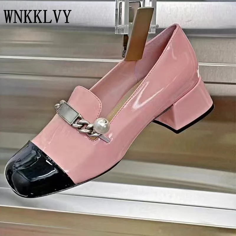 

Spring Autumn Mary Janes Shoes Retro Patent Leather Pearl Chain Single Shoes Women Color Matching Simplicity Elegent pumps