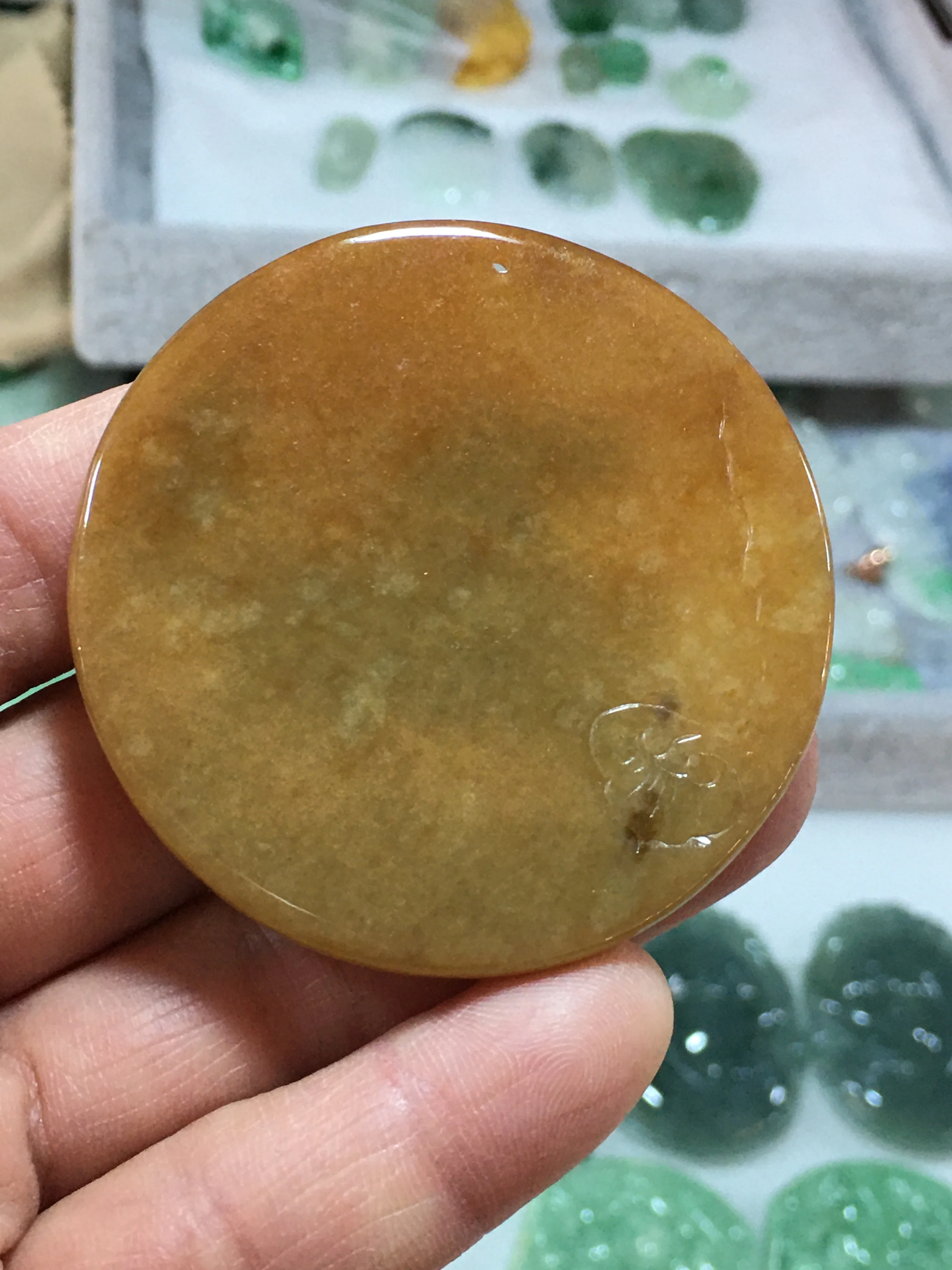 

Natural 7A Myanmar jade Handcarved guan yin Buddha yellow jade pendant jade necklace pendants jewelry jade necklaces