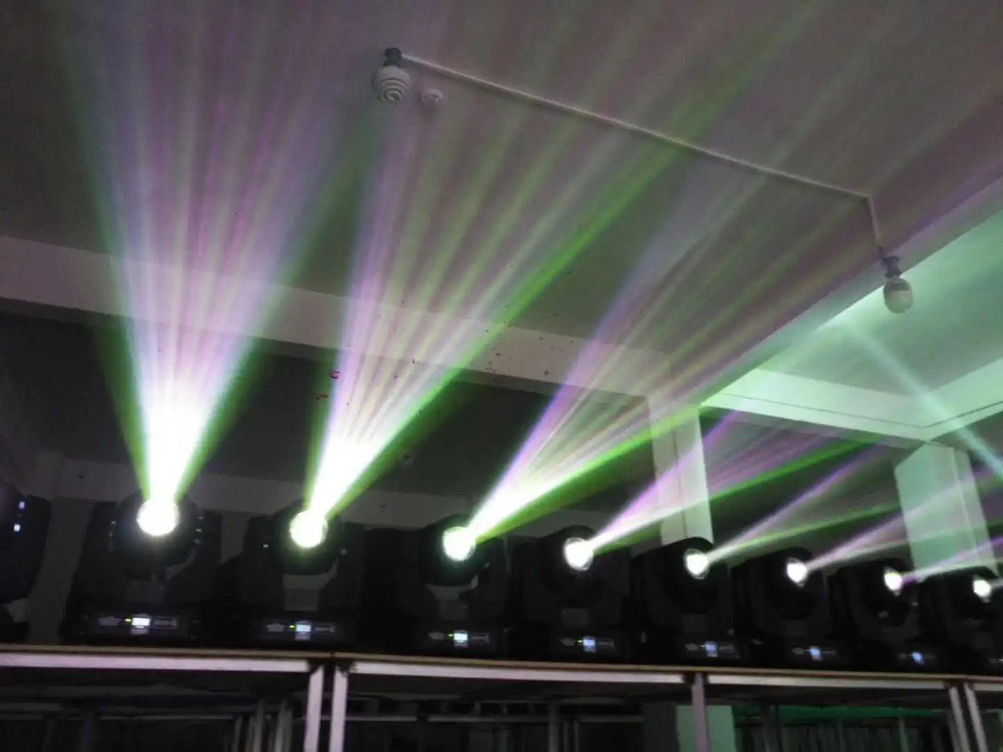 F& Galta calidad 7R 230 W/P-VIP 180-230/1. 0 E20.6 para ladipara de haz de cabeza móvil bombilla de Estudio de escenio 7R lapar