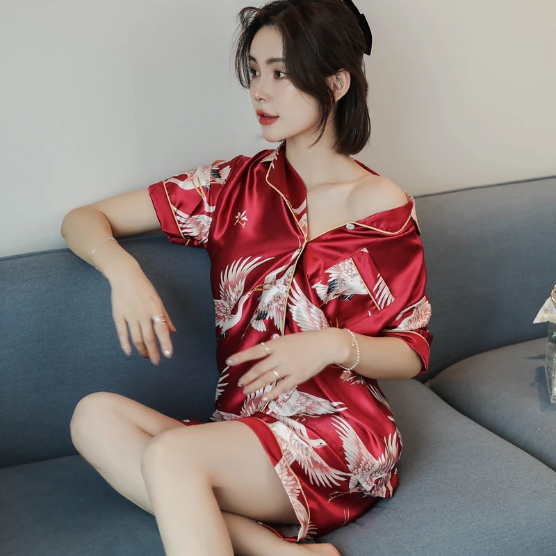 

Fashion Floral Print Short Sleeve Top and Shorts Set Pyjamas Suit Women Satin Silk Pajama Sets Sleepwear Womens Homewear M-5XL