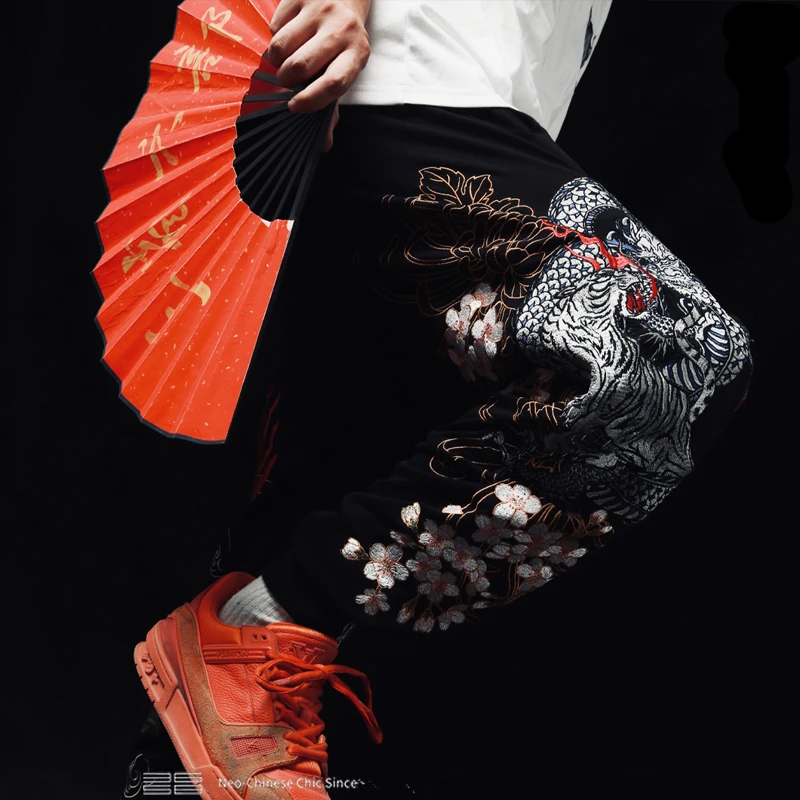 

Брюки мужские длинные с вышивкой, тяжелая работа в стиле хип-хоп, 4 змеи, дракон, белый тигр, Феникс, Сузаку, змеиная черепаха, штаны для мальчиков