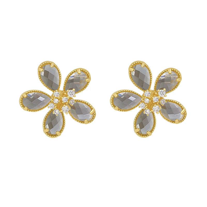 

2020 new luxury crystal flower earrings fashion sexy women Earrings temperament European and American Jewelry exquisite Earrings