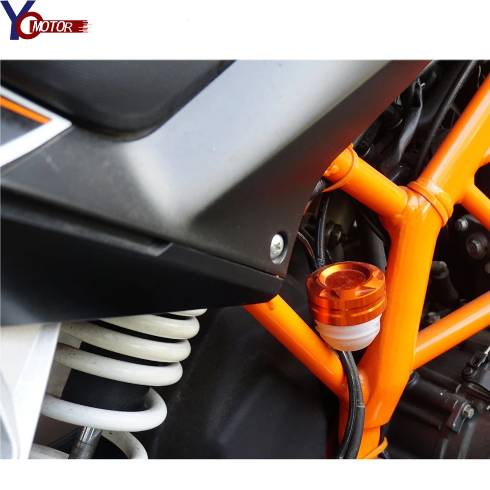 

Motorcycle Accessories CNC Aluminum Rear Brake Fluid Reservoir Cap Oil Cup For RC 200 RC200 2014 2015 2016 2017 2018 2019