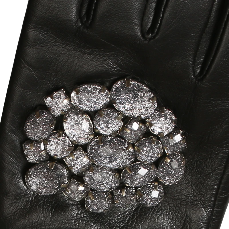 

2020 Fashion New Rhinestone Inlay Full Finger Genuine Leather Gloves Trendy Autumn Winter Women Touch-screen Sheepskin Gloves