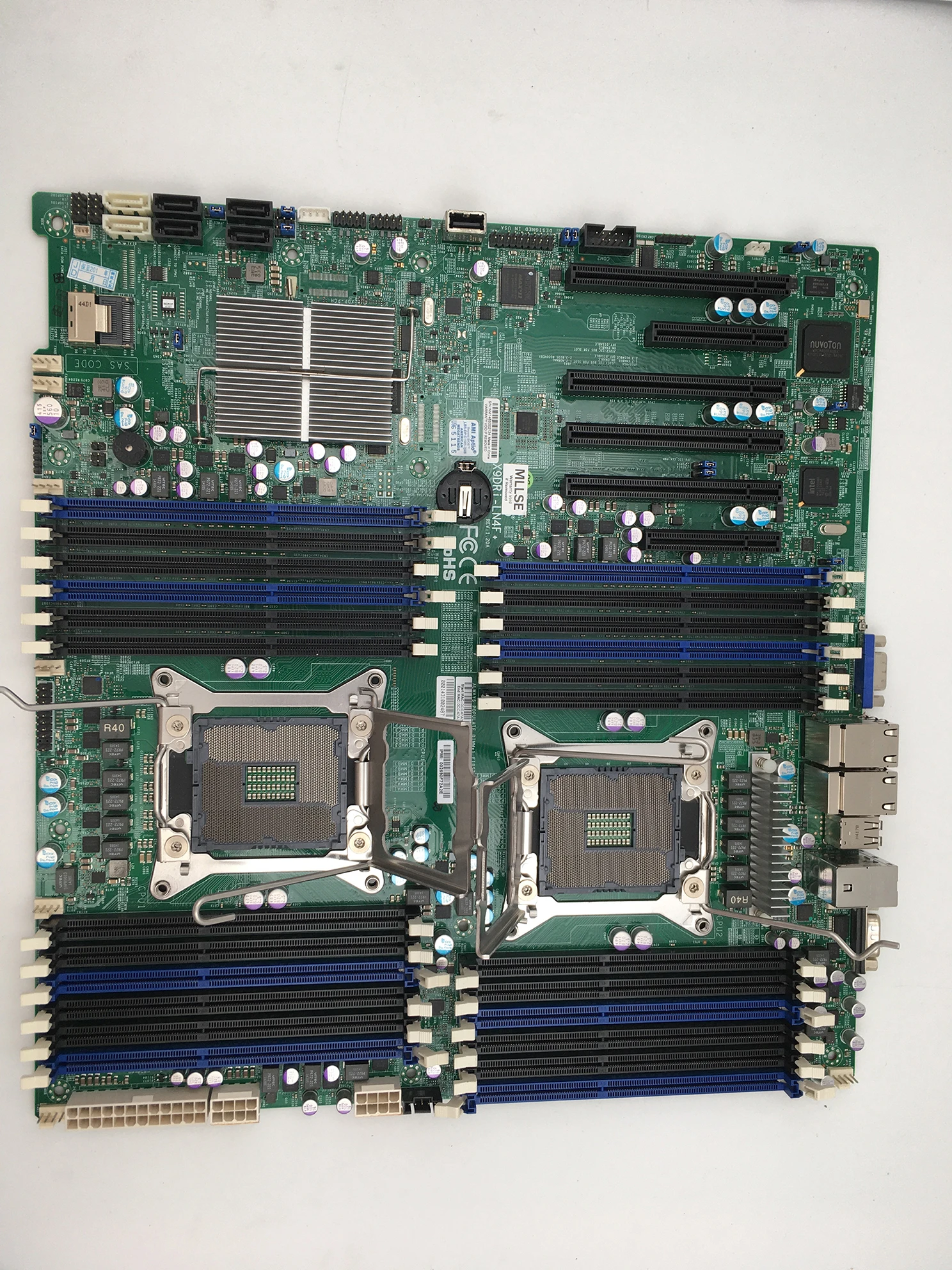 Günstig Hohe Qualität Für Supermicro X9DRI-LN4F + Server Dual-Weg X79 Motherboard Unterstützt V2 CPU C602 Chip 2011 Wird Test Vor Dem Versand