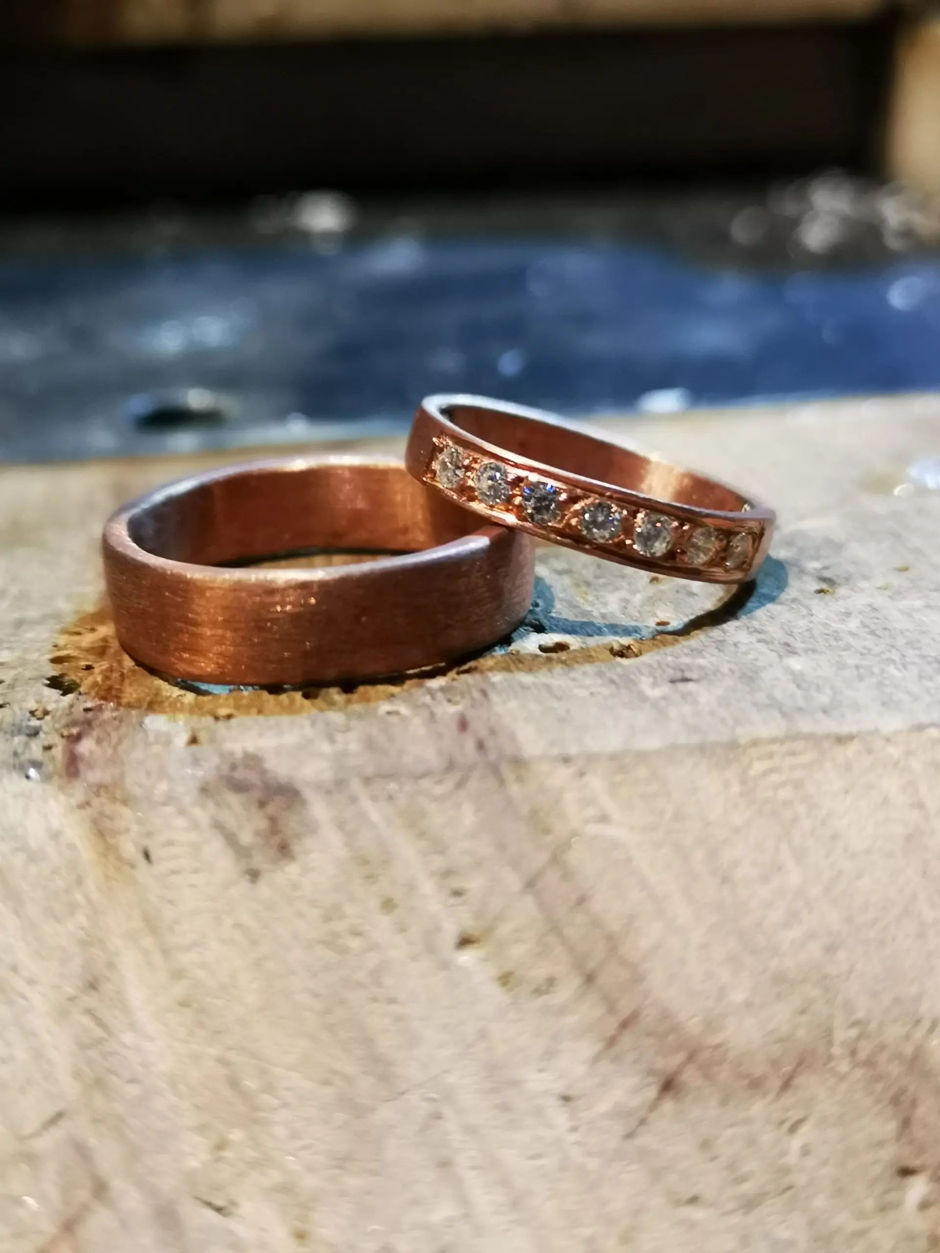 

925 STERLING SILVER GENUINE ROCKY DOUBLE WEDDING RING