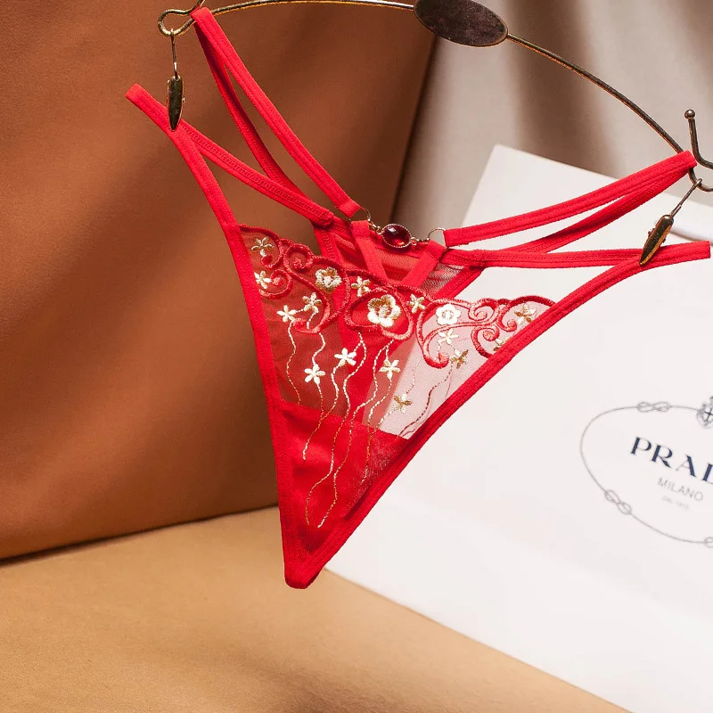 

Transparent ultra-thin sling mesh embroidery panties women's retro sexy hot hollow thong temptation low-rise t-pants 2234 briefs