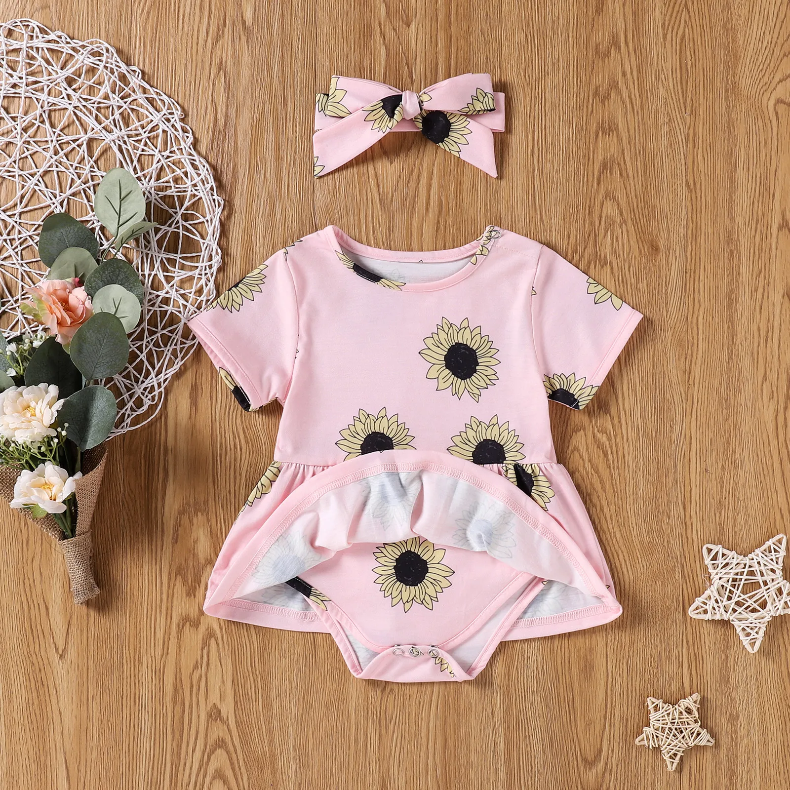 

2021-02-24 Lioraitiin 0-18M 2Pcs Set Newborn Baby Girl Bodysuit Short Sleeve O-Neck Leopard Printed Dress Patchwork Outfit