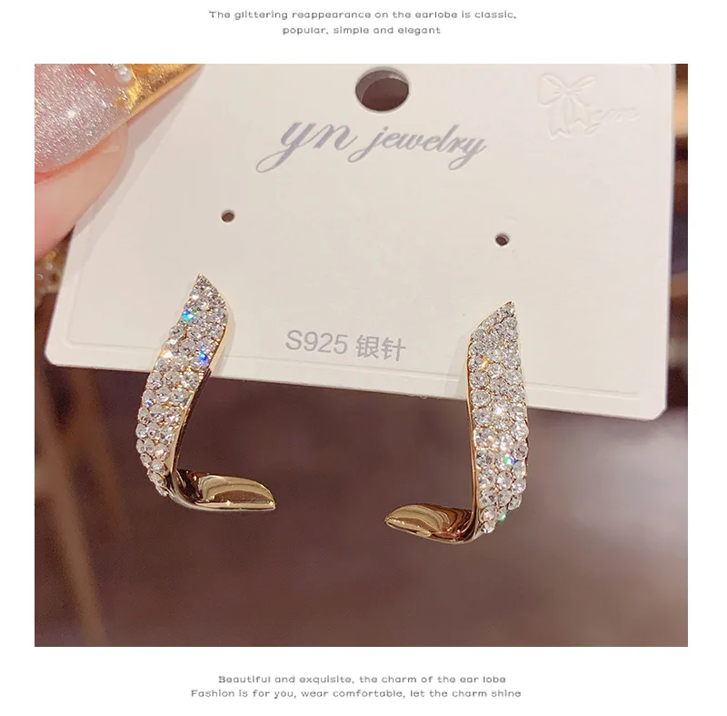 Женские серьги-гвоздики из настоящего золота 14 к с жемчугом | Украшения и