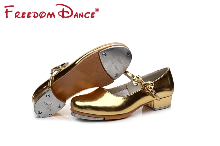 Обувь для детей и взрослых с пряжкой на нескользящей резиновой подошве блестящие