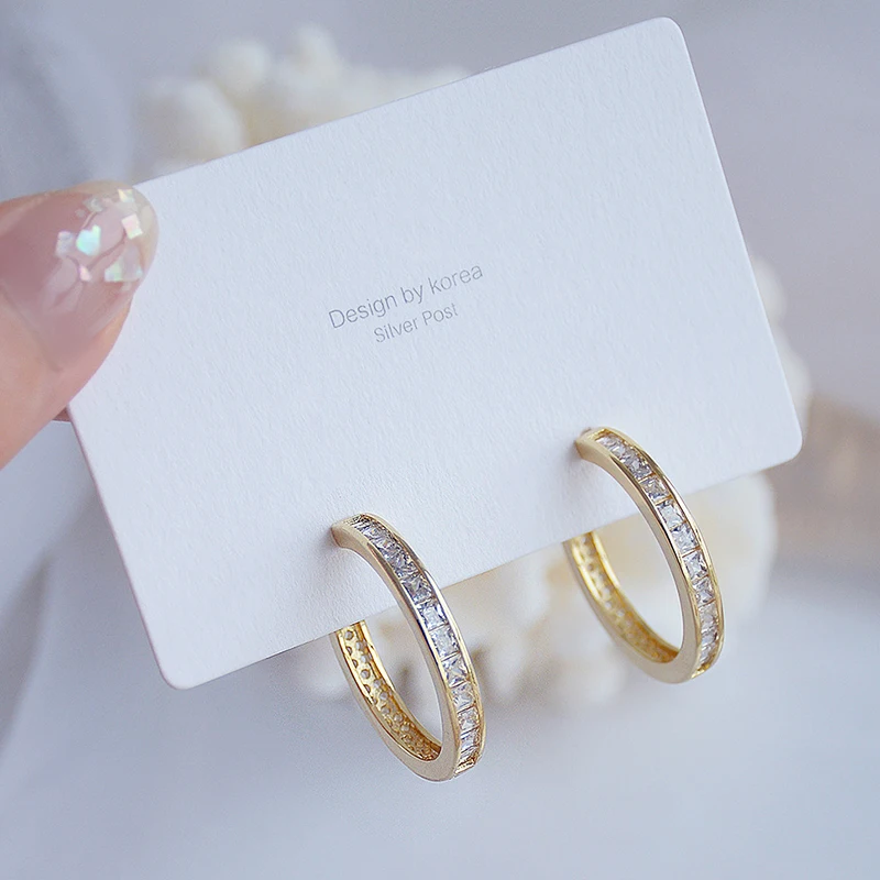 

Женские серьги-гвоздики из серебра 2021 пробы, с фианитом