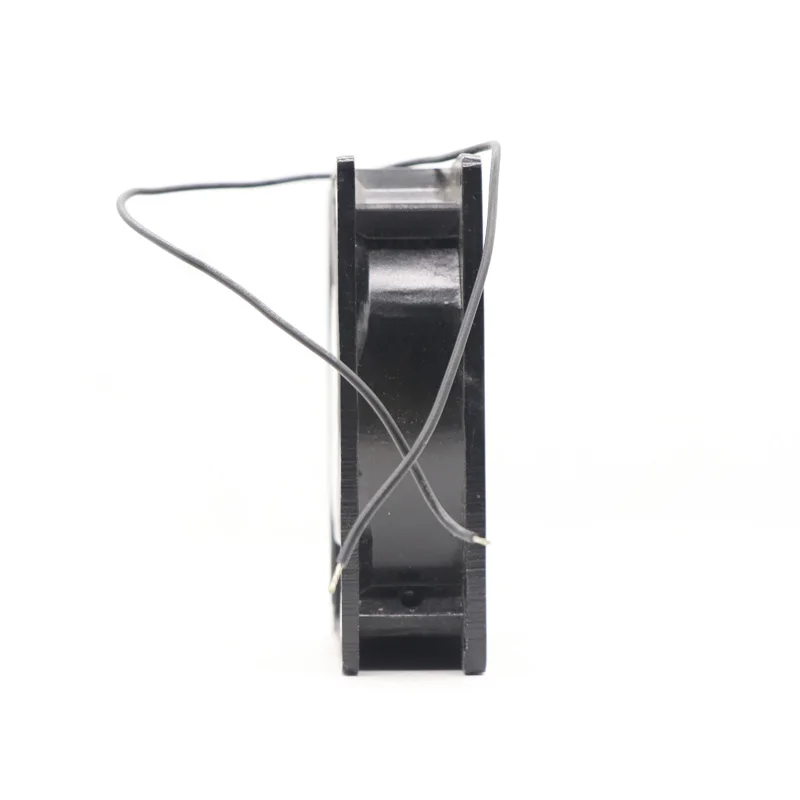 ADDA AA8382HB-AW 90*90*25 мм 110/120V 0 15/0.13A 1900/2150 CFM acосевой вентилятор | Обустройство дома