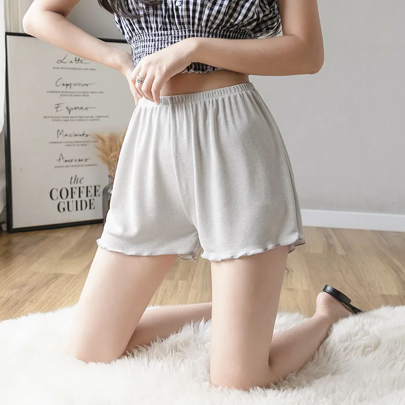 

Summer new ice silkworm cool loose all-match shorts