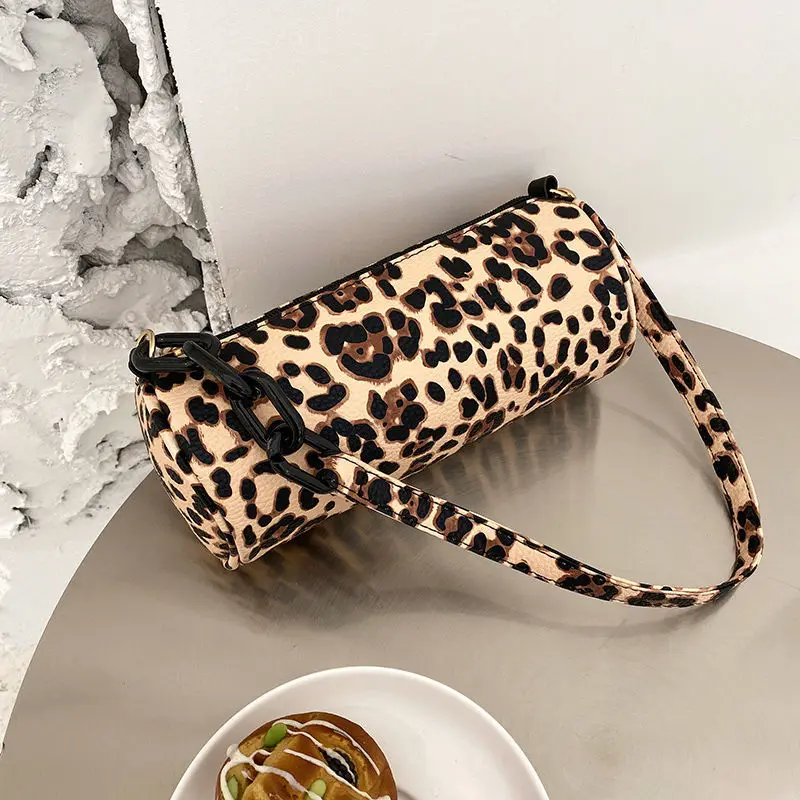 

Винтажная леопардовая женская сумка под подмышку, дамские сумочки на цепочке через плечо из искусственной кожи, модный дизайнерский женски...