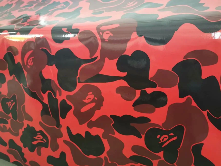 Глянцевая черная красная камуфляжная искусственная кожа Виниловая наклейка для