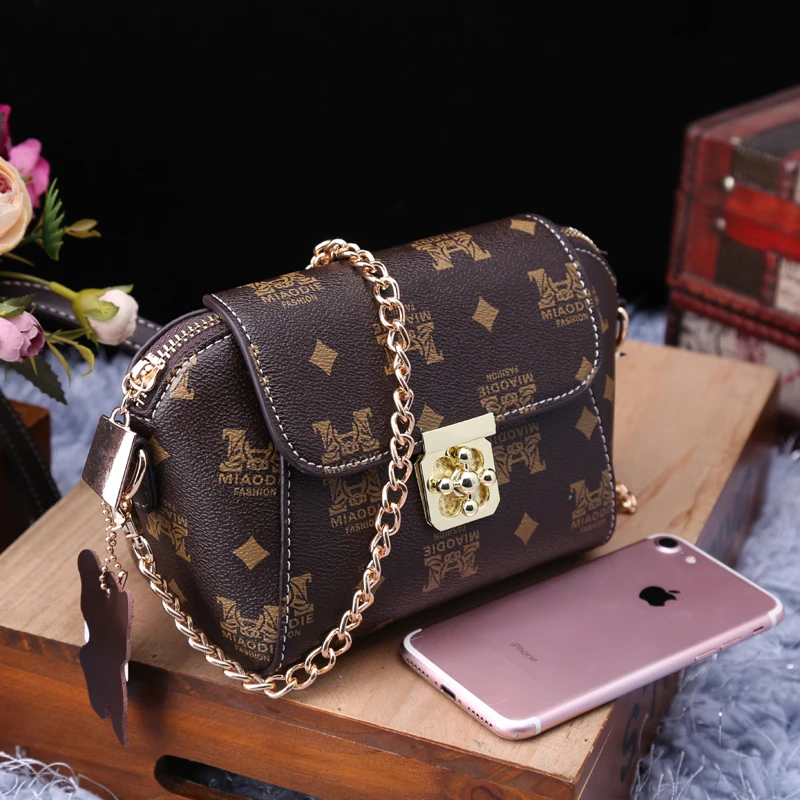 

Классическая сумка через плечо на цепочке для женщин, роскошные брендовые дамские сумочки из натуральной кожи, знаменитые сумки в стиле V, р...