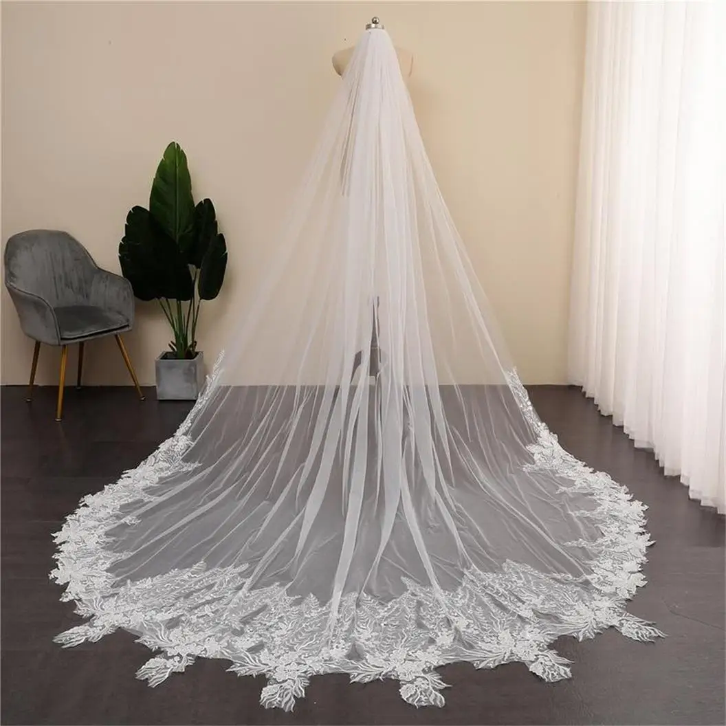

Pretty Chapel Wedding Veil with Lace Floral Appliques Bridal Veil Vestido De Noiva Longo Custom Made