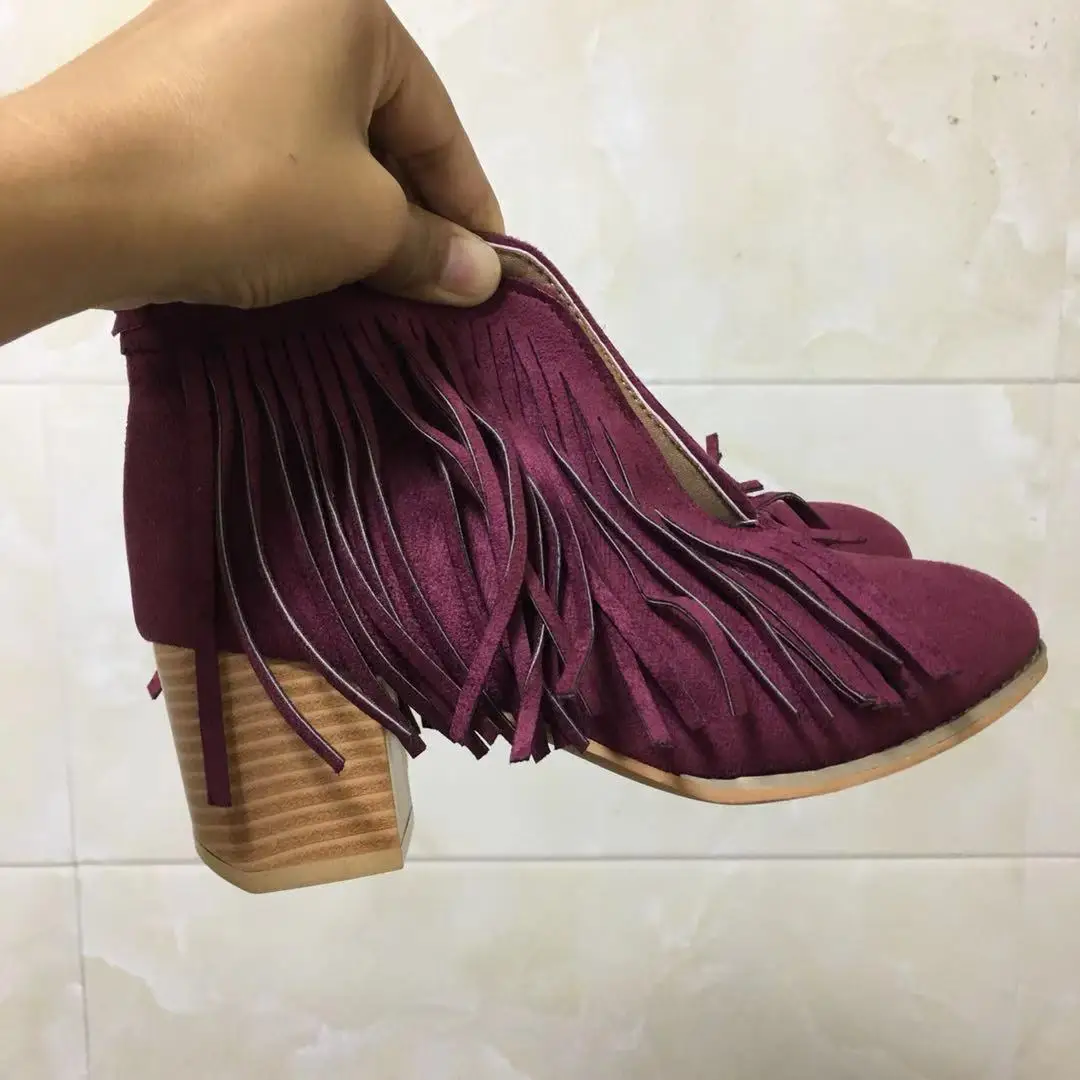 Сезон осень-зима Женские короткие ботинки с острым носком на низком каблуке