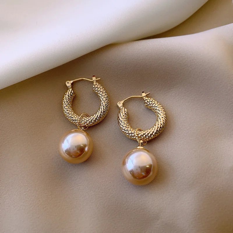 

New Fashion Elegant Hoop Earrings Spiral Hoops Pearl Dangle Earring Jewelry For Lady Girls Geometric Earring Piercing Accessory