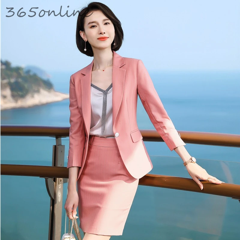 Женский деловой костюм с юбкой и пиджаком комплект из блейзера розового цвета в