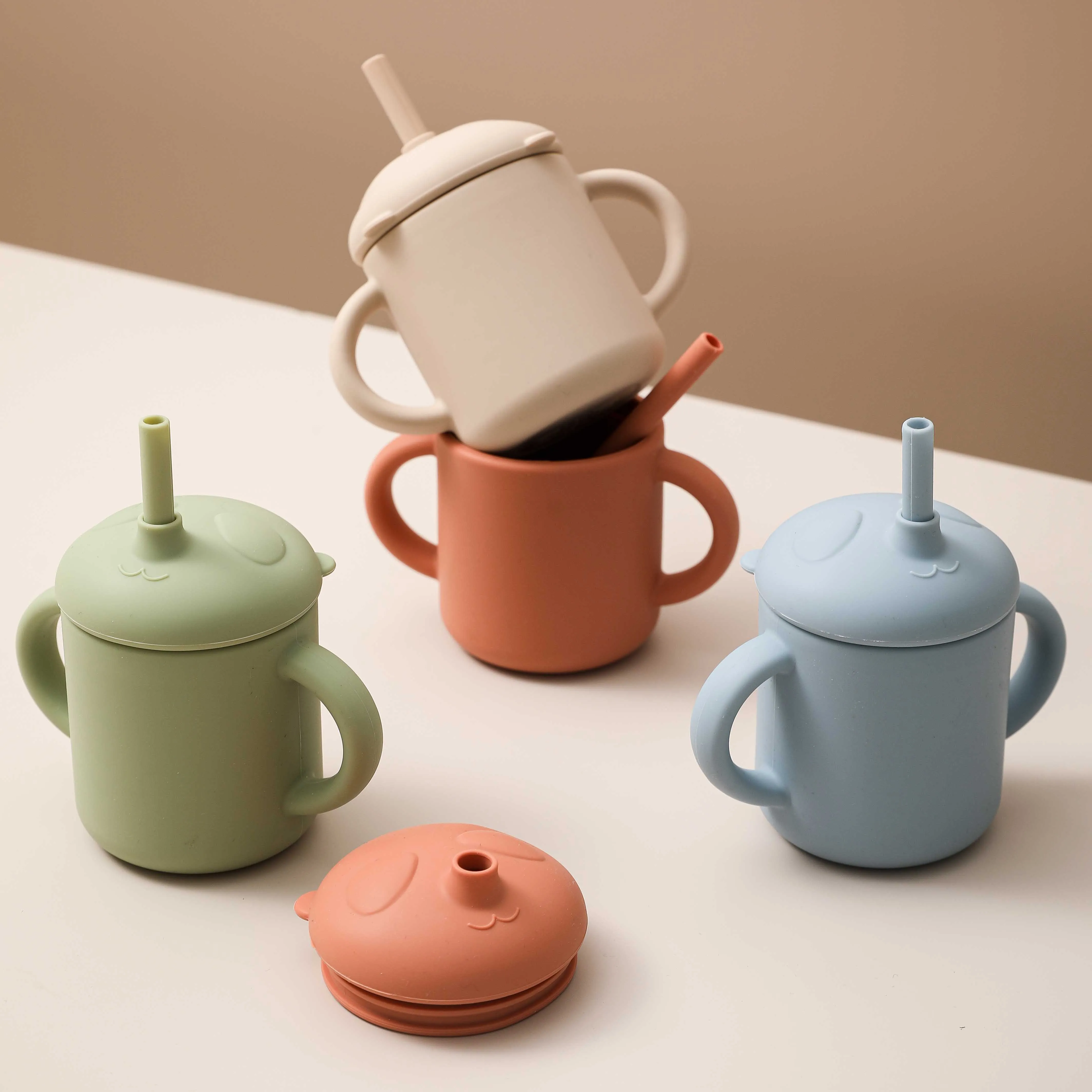 

New Baby Feeding Drinkware Straw Cup Baby Training Cup Food Grade Silicone Leakproof Drinking Sippy Cup Toddler Water Bottle