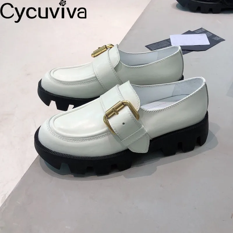 Популярные женские туфли на массивной подошве Черные кожаные лоферы плоской с