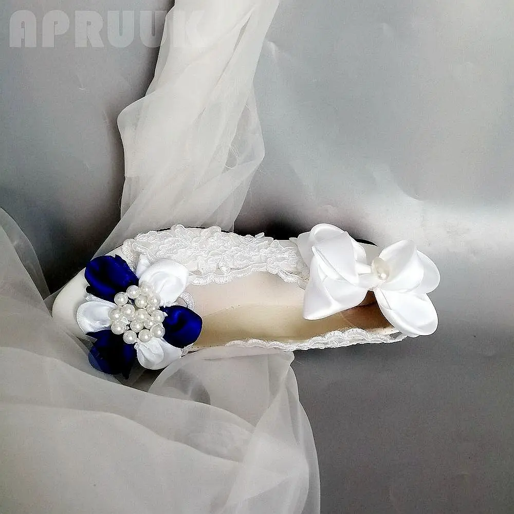 

Белого и синего цвета с цветочным узором Свадебная обувь для невесты; Женские туфли на плоской подошве, ручная работа, последняя мода дизайн...