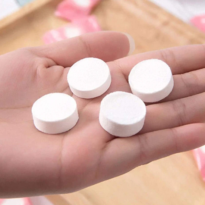 

100 Pcs Compressed Towels Portable Disposable Compressed Cotton Coin Tissue Towel for Travel, Camping, Hiking