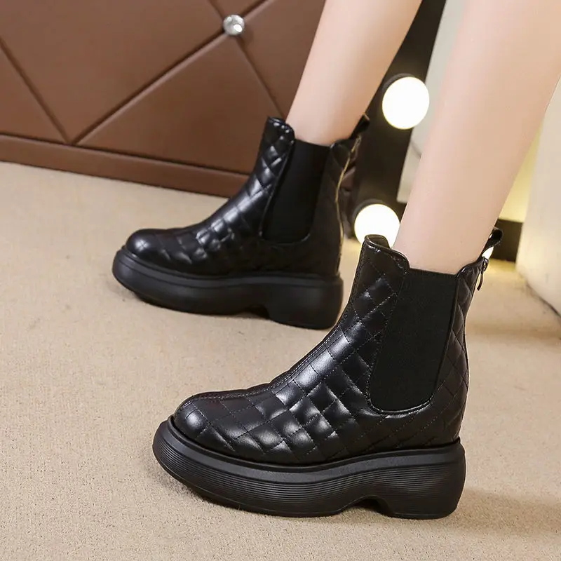 

Snow Boots Female 2022 Winter New Plus Velvet Warm Cotton Shoes Wild, Increased Thick Bottom Boots Middle Tube Boots Female