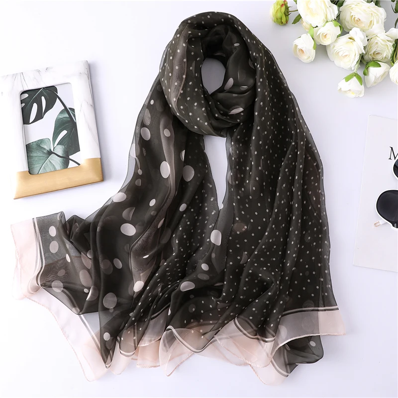 

Zomer Vrouwen Sjaal Mode Dot Print Zijden Sjaals Strand Stola Big Size Sjaals En Wraps Lady Pashmina Foulard Vrouwelijke hijab
