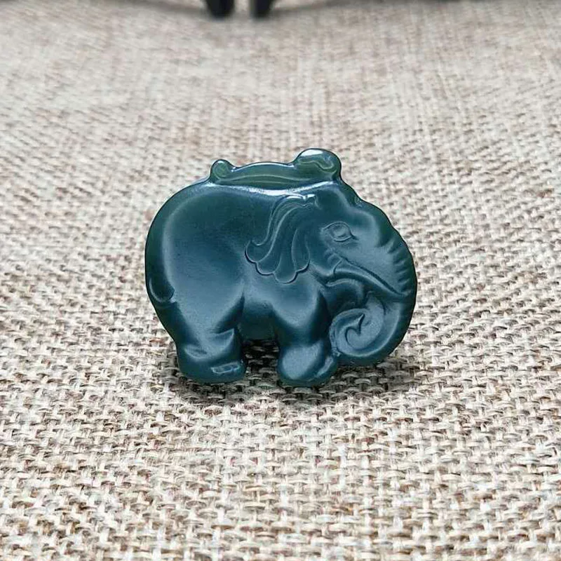 

Natural Hetian Jade The Baby Elephant Pendant for Both Men And Women.