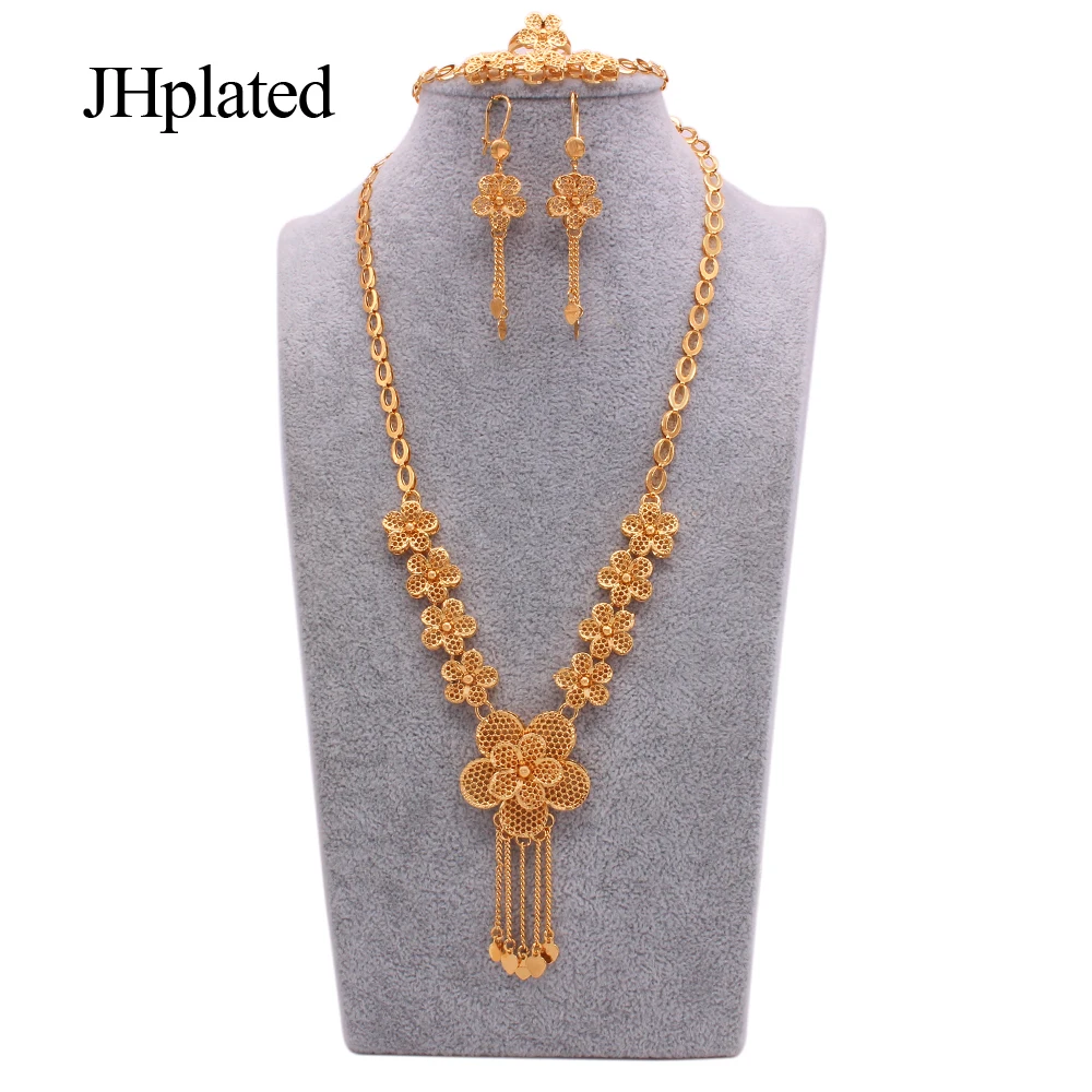 Комплект из колье серёг кольца и браслета | Украшения аксессуары