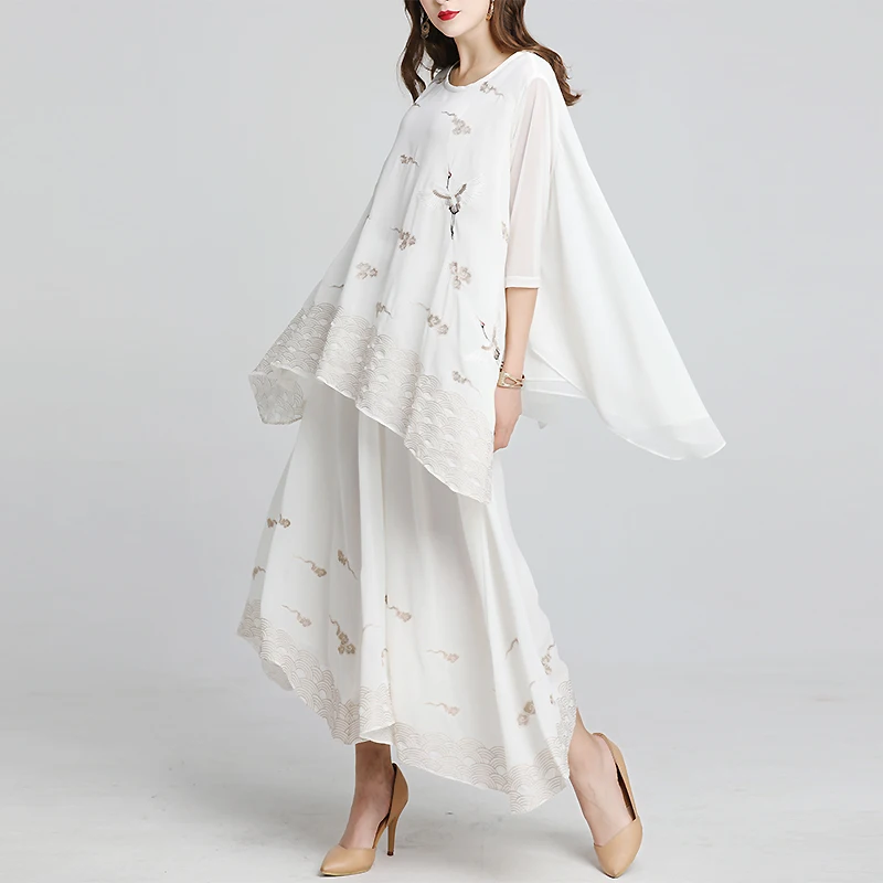 Plus Size Clothing 2020 Spring Summer Fashion Suits & Sets Women Exquisite Embroidery Loose Tops Blouse+Wide Leg Pant Set Female