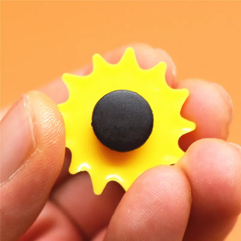 1pcs Cute PVC Shoe Charms Sun/Night/Stars/White Clouds/Bread/Tomato Shoe accessories Decoration Buckles Fit Bands Croc JIBZ Kids