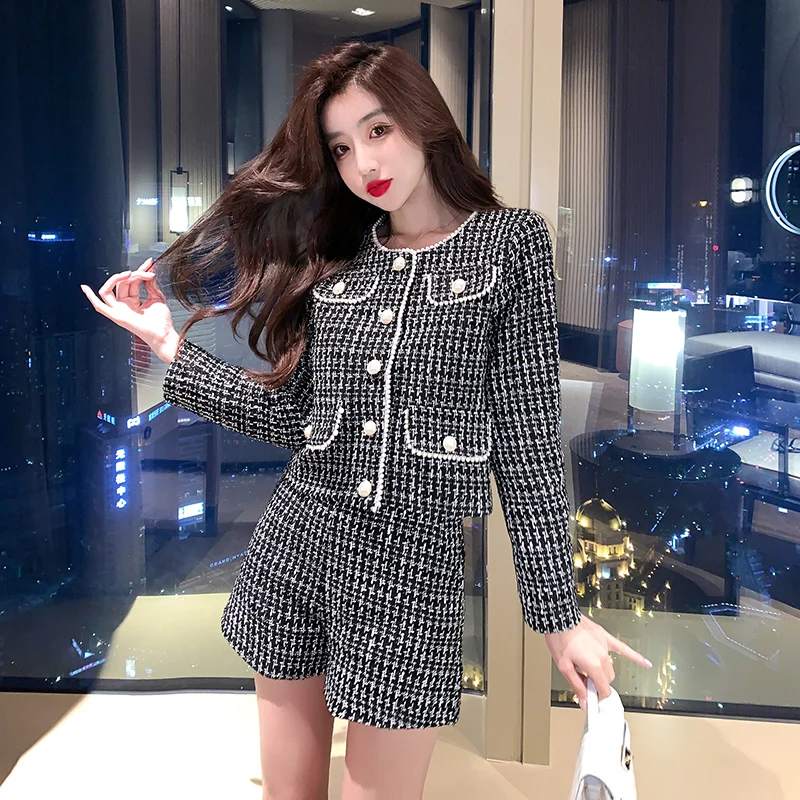 

Autumn Winter Tweed 2 Piece Set Women Slim Plaid Weave Tweed Jacket Coat + High Waist Shorts Suits Set Fashion Ladies Women' Set