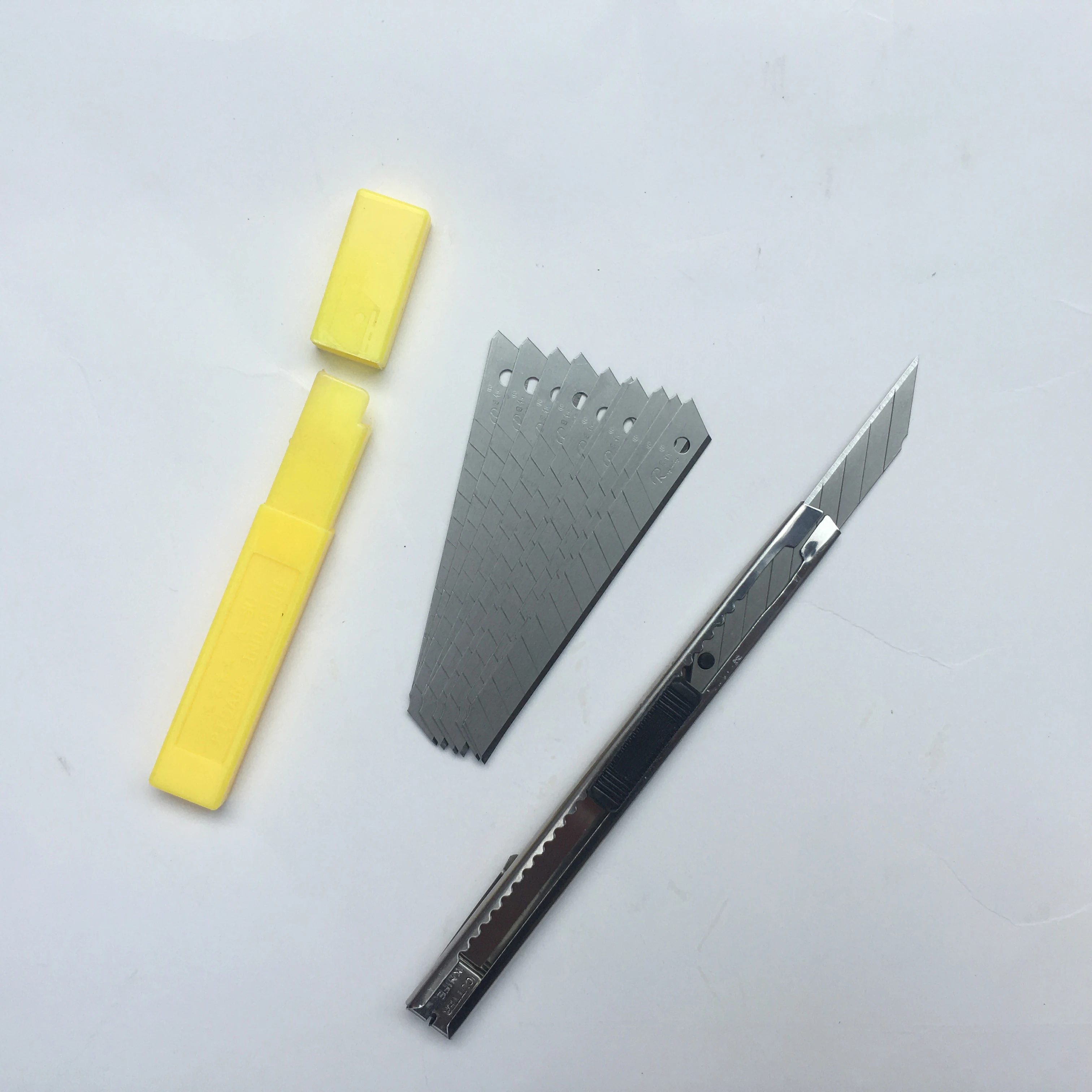 Виниловая оболочка автомобильный магнит семейный набор нож для резки пленки из